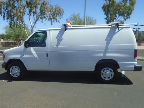 Used 2007 Ford E-250 and Econoline 250 RWD image 16