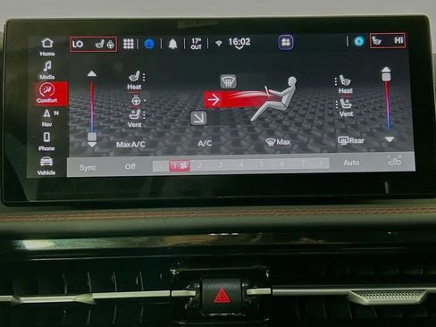 Used 2024 Dodge Hornet R/T Plus w/ R/T Blacktop Package image 17