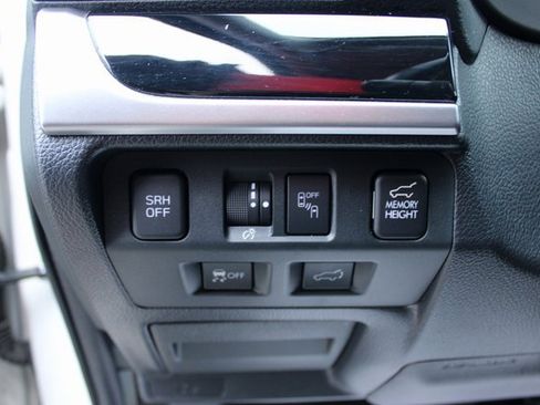 Used 2018 Subaru Forester 2.5i Touring w/ Popular Package #2 image 14