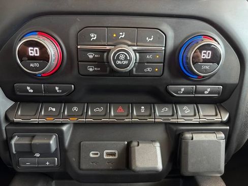 Used 2021 Chevrolet Silverado 1500 LT Trail Boss w/ Convenience Package II AWD/4WD image 26