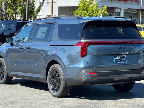 New 2026 Kia Carnival SX w/ SX Dark Edition Package FWD image 6