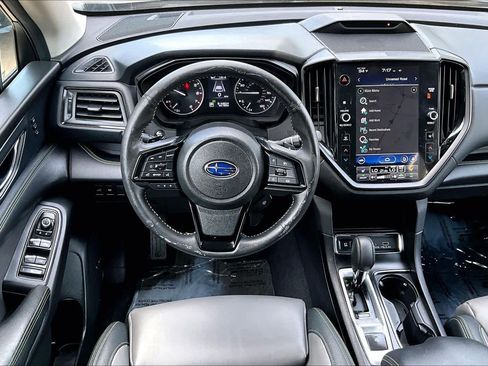 Used 2023 Subaru Ascent Onyx Edition Limited AWD/4WD image 6