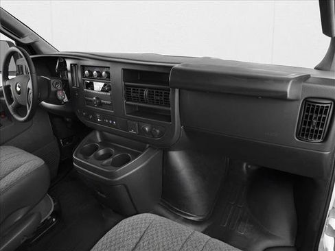 New 2026 Chevrolet Express 2500 Extended RWD image 9