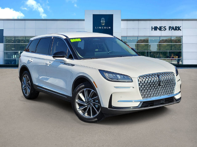 Used 2025 Lincoln Corsair AWD w/ Equipment Group 101A image 1