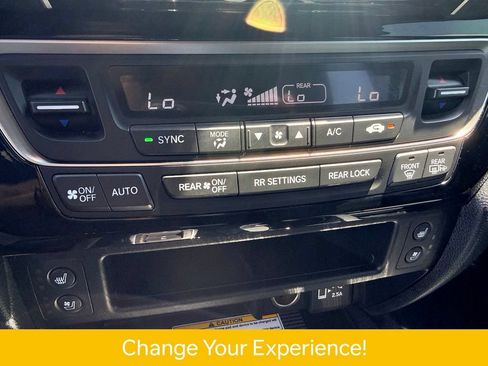Used 2023 Honda Passport Elite image 12