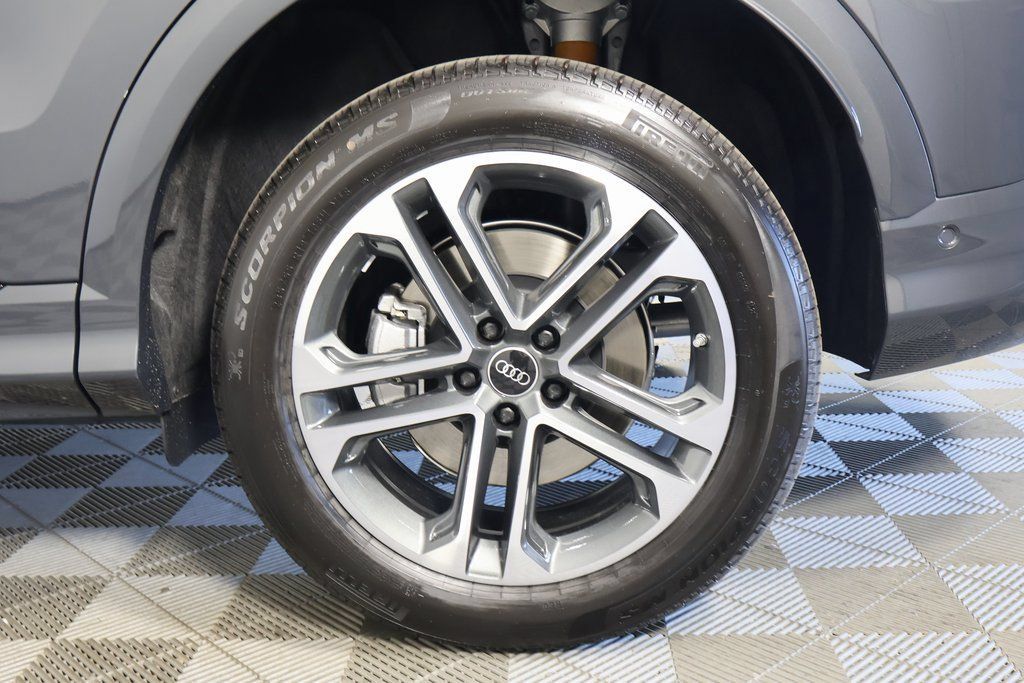New 2026 Audi Q5 Premium Plus AWD/4WD image 10