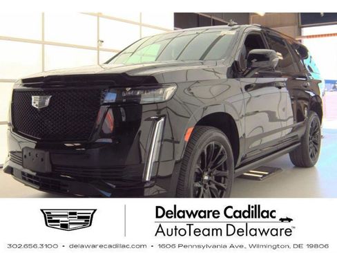 Used 2023 Cadillac Escalade Sport w/ LPO, ONYX Package image 1