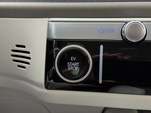 Used 2023 Hyundai Ioniq 6 SEL image 26