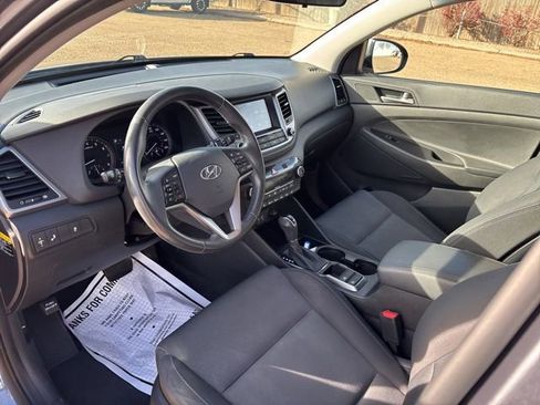 Used 2018 Hyundai Tucson Sport image 11