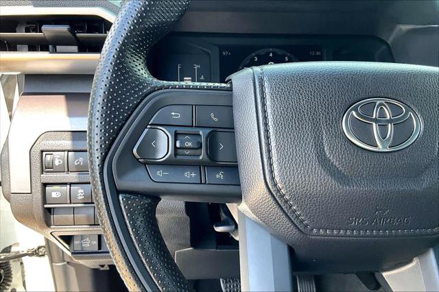 Certified 2026 Toyota Tacoma SR5 AWD/4WD image 24