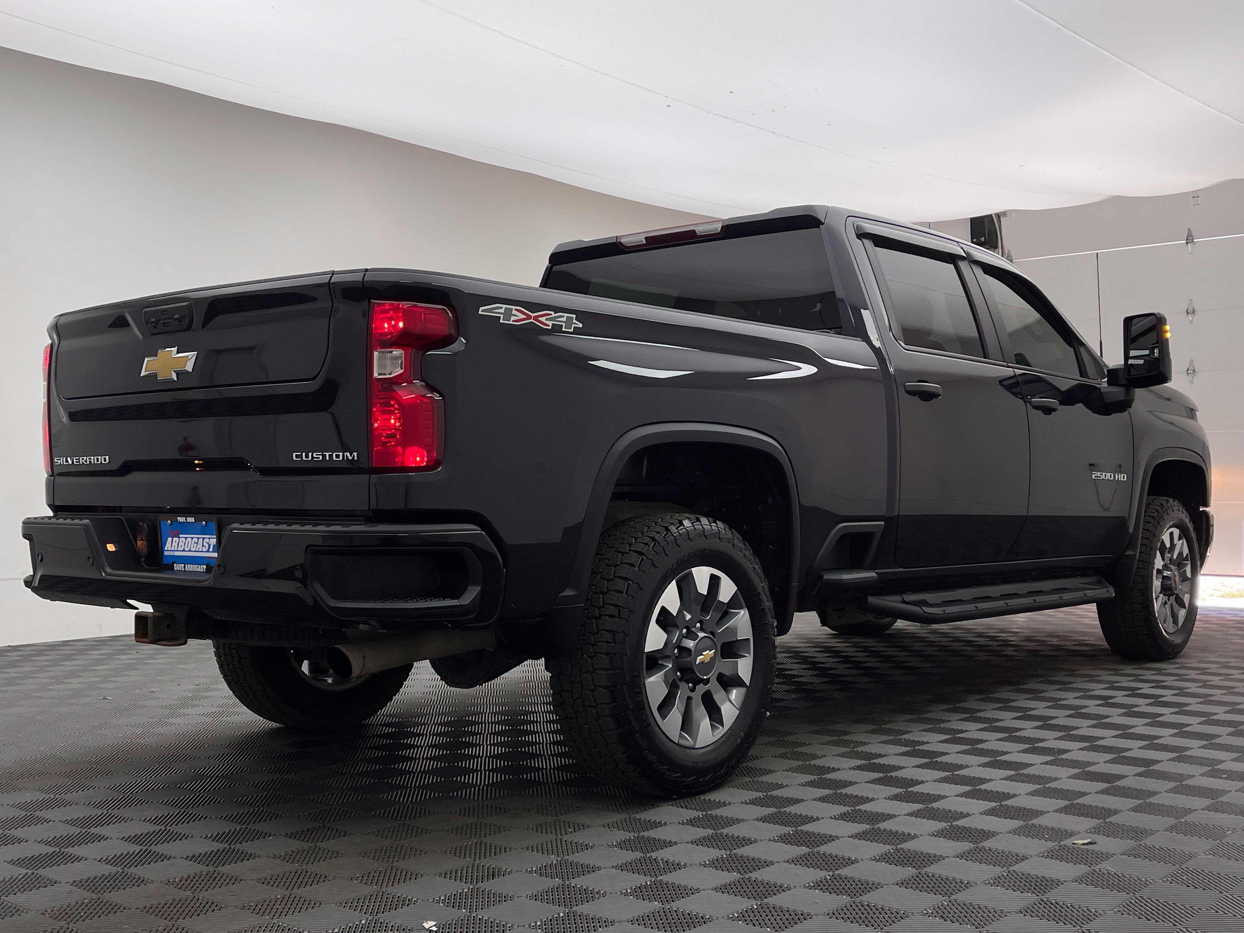 Used 2024 Chevrolet Silverado 2500 Custom w/ Custom Value Package AWD/4WD image 6