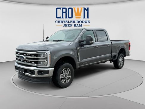 Used 2024 Ford F250 Lariat AWD/4WD image 7