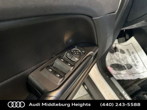 Used 2017 Lincoln MKC Reserve w/ Lincoln MKC Climate Package image 13