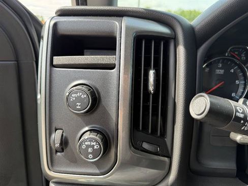 Used 2017 Chevrolet Silverado 1500 LT w/ All Star Edition AWD/4WD image 19