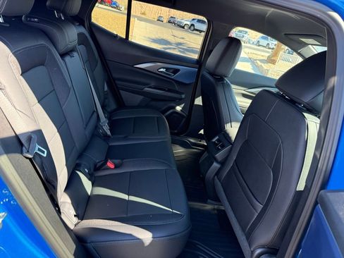 New 2026 Chevrolet Equinox EV LT image 14