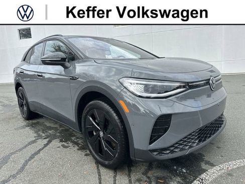 New 2025 Volkswagen ID.4 Pro S Plus AWD/4WD image 7
