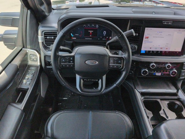 Certified 2025 Ford F350 Platinum w/ FX4 Off-Road Package AWD/4WD image 16