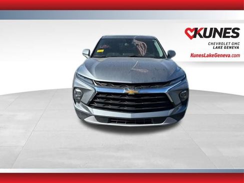Used 2025 Chevrolet Blazer LT image 11