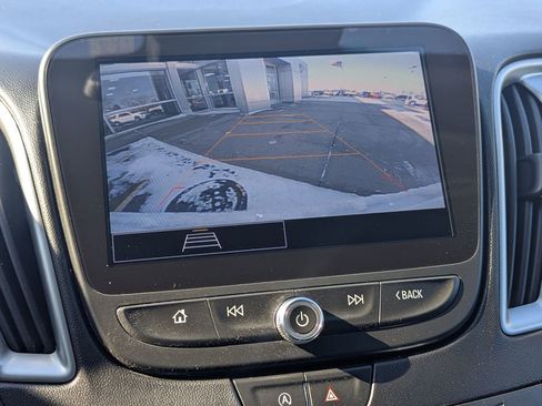 Used 2022 Chevrolet Malibu LS w/ Driver Confidence Package II image 17