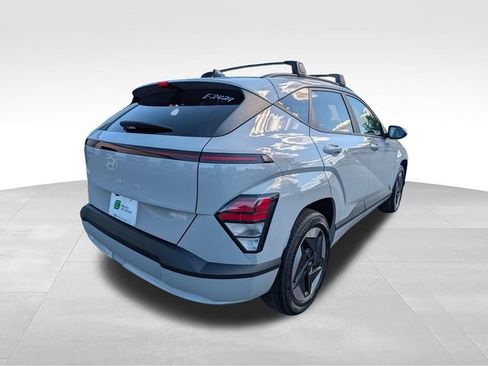 Used 2024 Hyundai Kona SEL FWD image 7