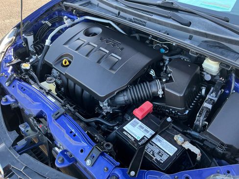 Used 2015 Toyota Corolla S image 22