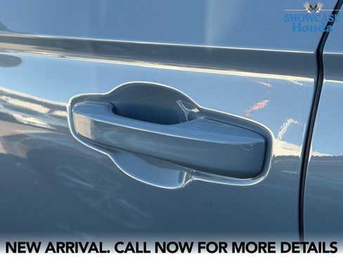 Used 2025 Honda CR-V EX-L image 10