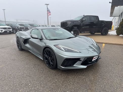 Used 2024 Chevrolet Corvette Stingray Preferred Conv w/ Battery Protection Package image 2