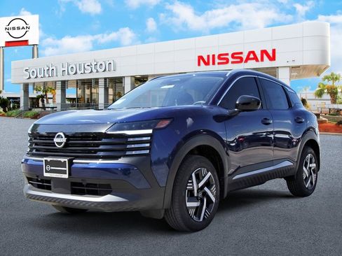 New 2026 Nissan Kicks SV image 2