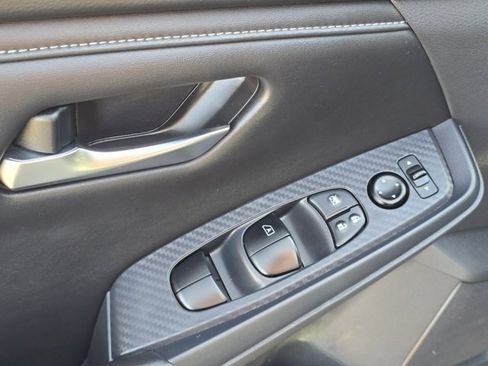 Used 2023 Nissan Sentra SV image 31