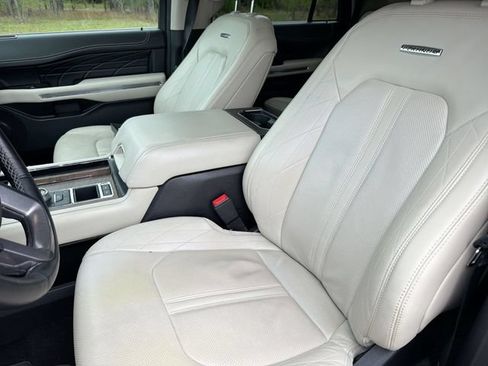 Used 2020 Ford Expedition Max Platinum RWD image 14