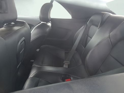 Used 2022 Ford Mustang Premium RWD image 11