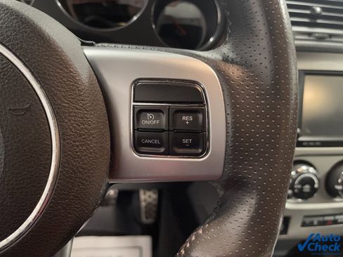 Used 2014 Dodge Challenger SRT8 image 39