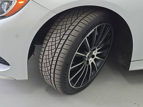 Used 2015 Mercedes-Benz S 550 4MATIC Coupe image 33