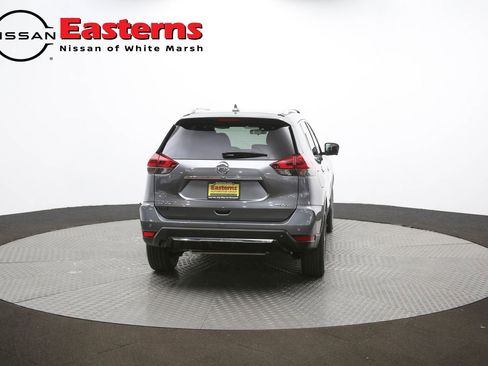 Used 2019 Nissan Rogue SV w/ Premium Package image 40