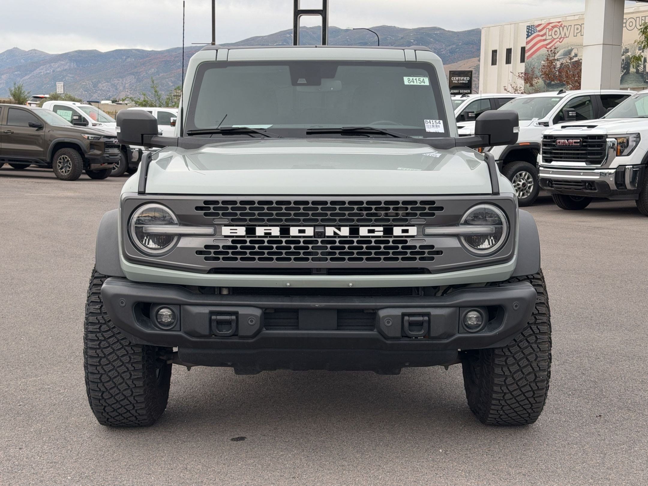 Used 2023 Ford Bronco Badlands w/ Sasquatch Package AWD/4WD image 8