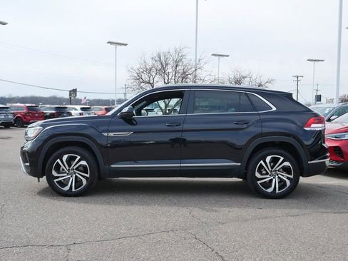Certified 2023 Volkswagen Atlas Cross Sport SEL AWD/4WD image 4