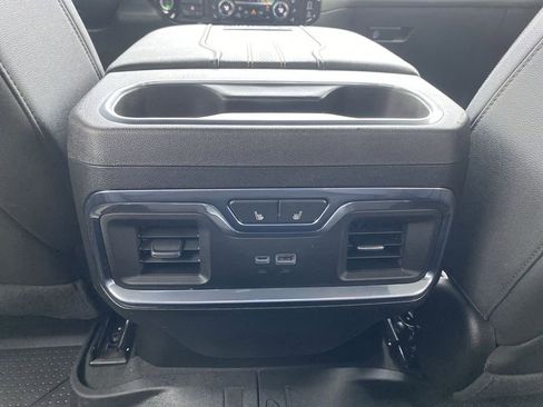 Used 2024 Chevrolet Silverado 3500 High Country w/ High Country Premium Package image 22