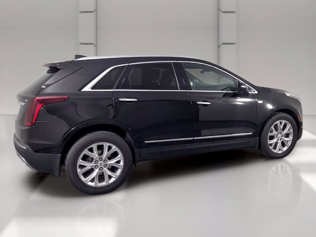 Used 2021 Cadillac XT5 Premium Luxury w/ LPO, Floor Liner Package AWD/4WD image 4