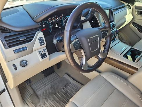 Used 2020 GMC Yukon Denali w/ Denali Ultimate Package image 20