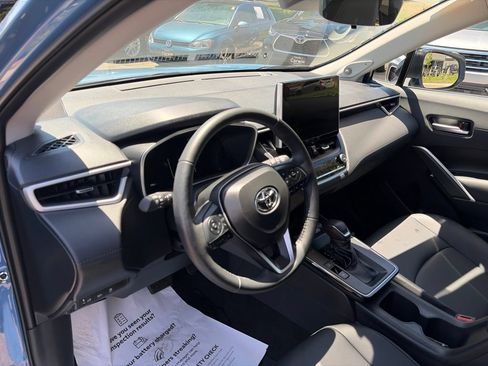 Used 2026 Toyota Corolla Cross XLE w/ Convenience Package AWD/4WD image 25