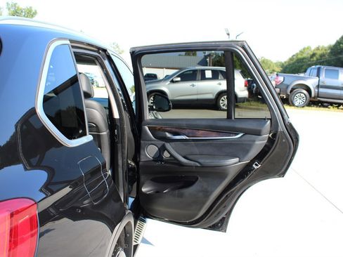 Used 2015 BMW X5 xDrive35d image 37