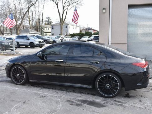 Used 2022 Mercedes-Benz CLA 250 image 9