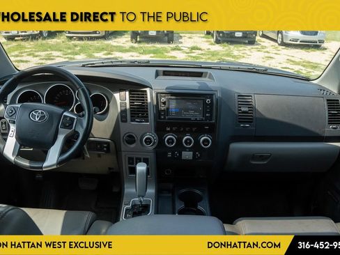 Used 2015 Toyota Sequoia Limited AWD/4WD image 4