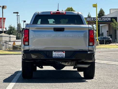 Used 2024 Chevrolet Colorado W/T RWD image 7