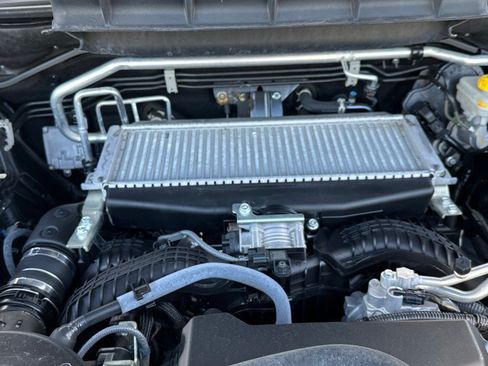 Used 2023 Subaru Ascent Touring AWD/4WD image 17