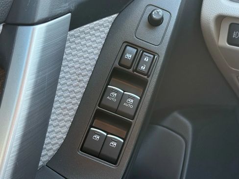 Used 2018 Subaru Forester 2.5i Premium image 37