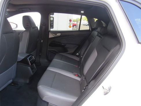 Used 2024 Volkswagen ID.4 S image 21