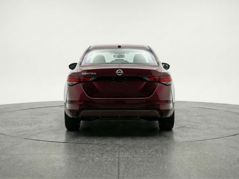 Used 2025 Nissan Sentra SV image 7