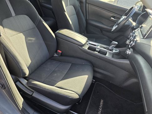 Used 2021 Nissan Sentra SV FWD image 31