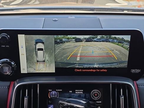 Used 2024 Lexus LX 600 F Sport image 25